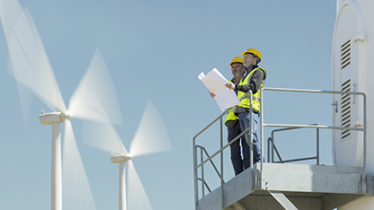 inspectori la fața locului la formarea eoliană